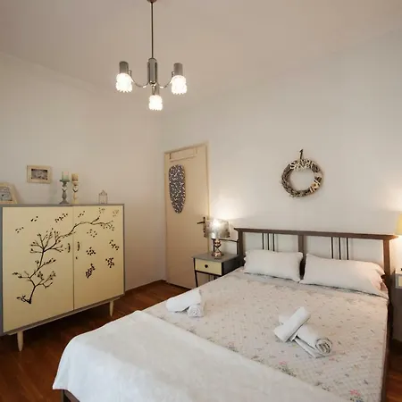 Spacious 3bdrm Cozy House 15' From City Center * 塞萨洛尼基