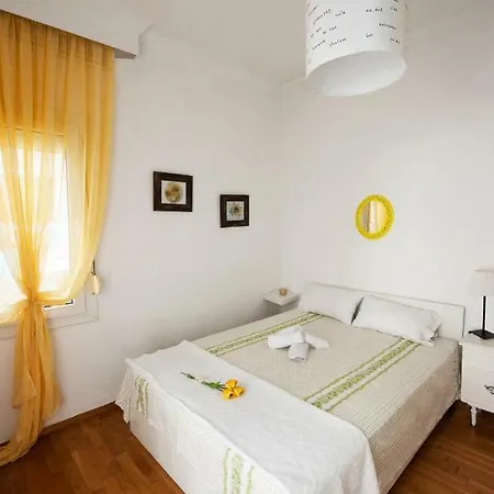Spacious 3bdrm Cozy House 15' From City Center *