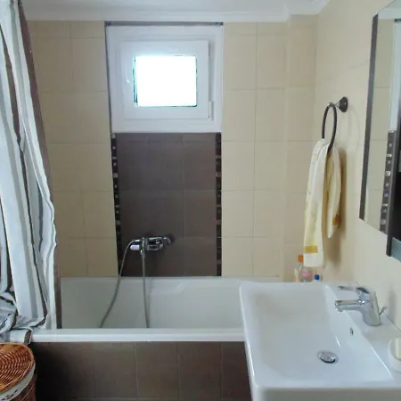 公寓 Spacious 3bdrm Cozy House 15' From City Center *