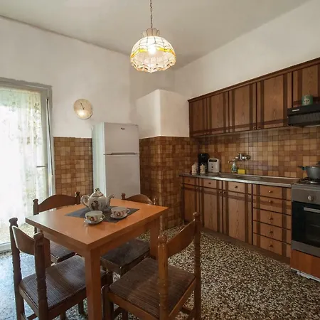 Spacious 3bdrm Cozy House 15' From City Center 公寓 塞萨洛尼基