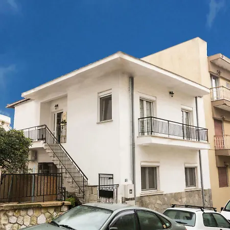 Spacious 3bdrm Cozy House 15' From City Center 公寓